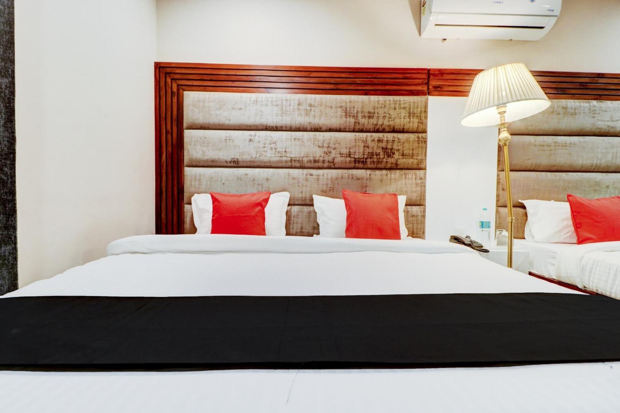 Hotel O Stevia Zirakpur Eksteriør billede